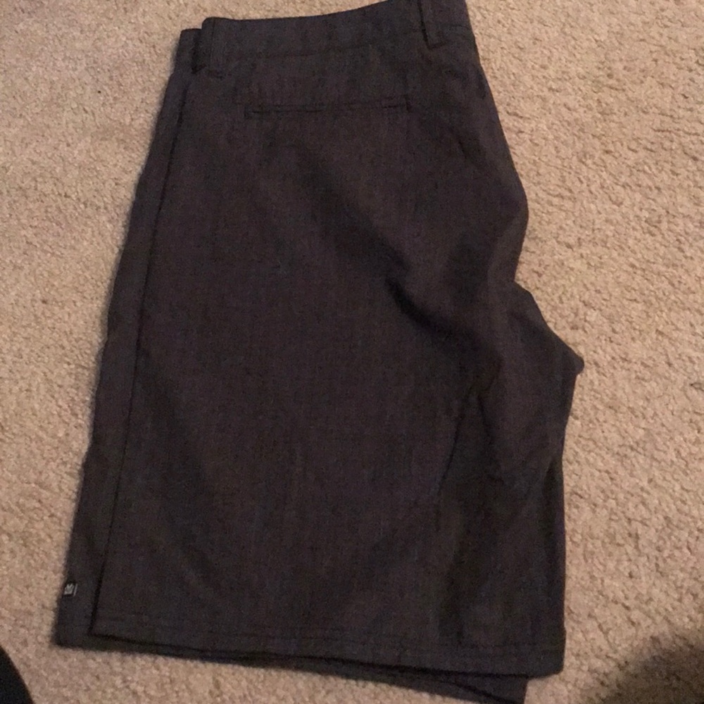 Shorts - Picture 2 of 3